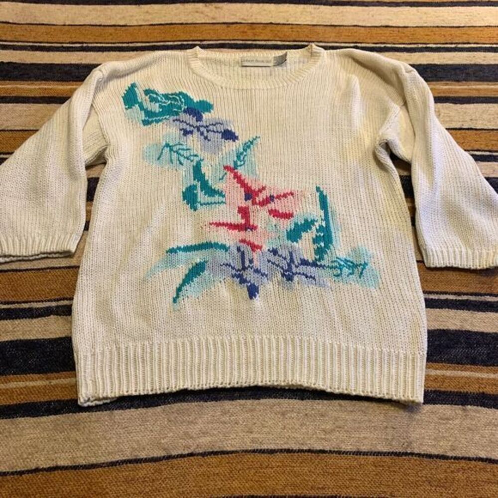 VTG Floral Knit Sweater Cream Pastel Granny Retro Small Cottage Artsy Pastel
